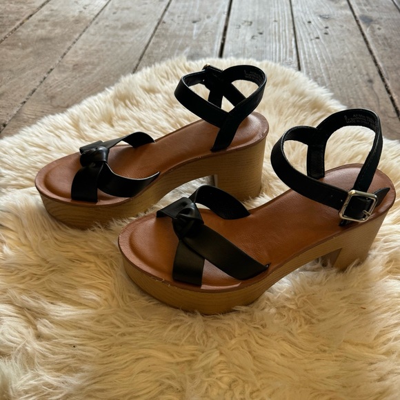 Universal Thread Platform Sandals Womens Size 6 Heels Strappy Black & Tan Pumps - Picture 15 of 15